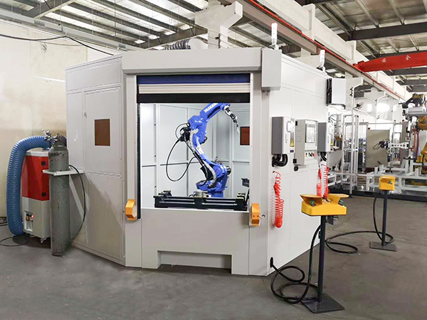 一套完整的焊接機器人工作站包括哪些設備？